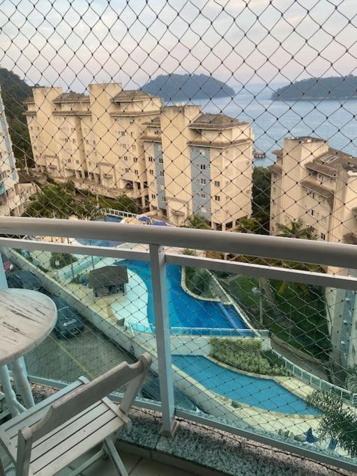 Vista Espetacular Porto Real Suites Mangaratiba Esterno foto